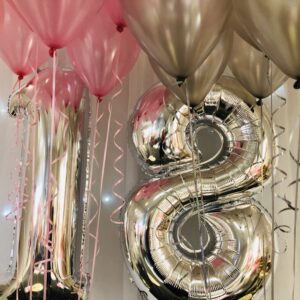 Double Number + 20 ceiling balloons